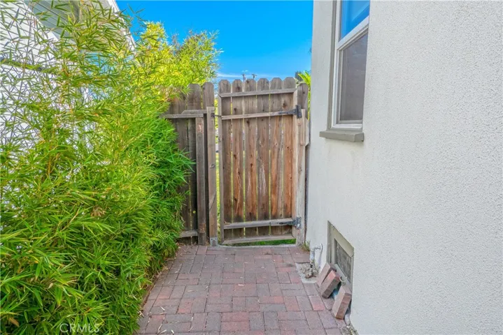 2601 La Crescenta Avenue, Alhambra, California 91803