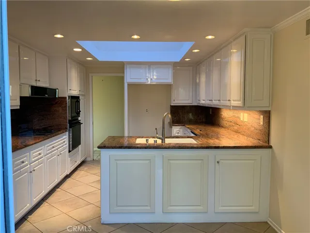 6 Barrier Reef Drive, Corona Del Mar, California 92625