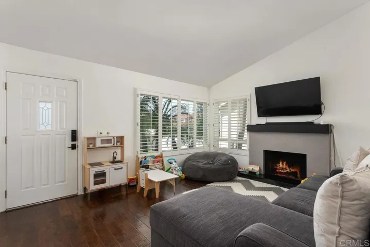 2722 Socorro Lane, Carlsbad, California 92009