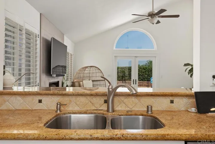 2722 Socorro Lane, Carlsbad, California 92009
