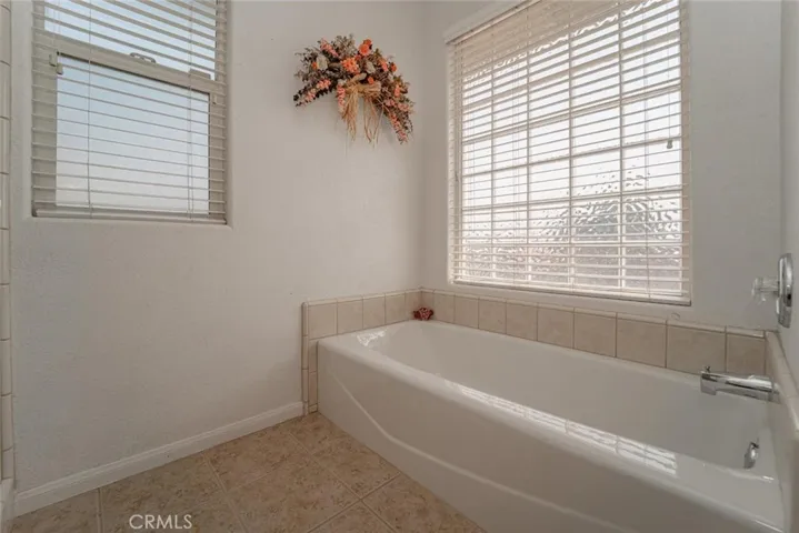 16409 Shenandoah Rd, Apple Valley, California 92307