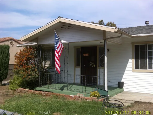 1843 Yosemite Drive, Los Angeles, California 90041