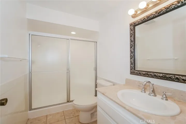 15231 Magnolia Boulevard 119, Sherman Oaks, California 91403