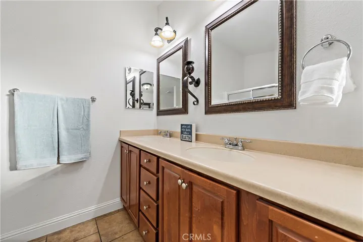 Large master bath
