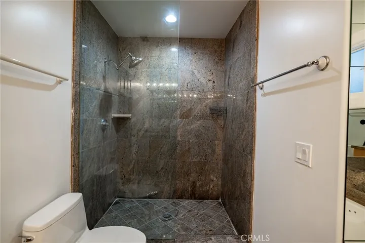 217 24th Street, Manhattan Beach, California 90266