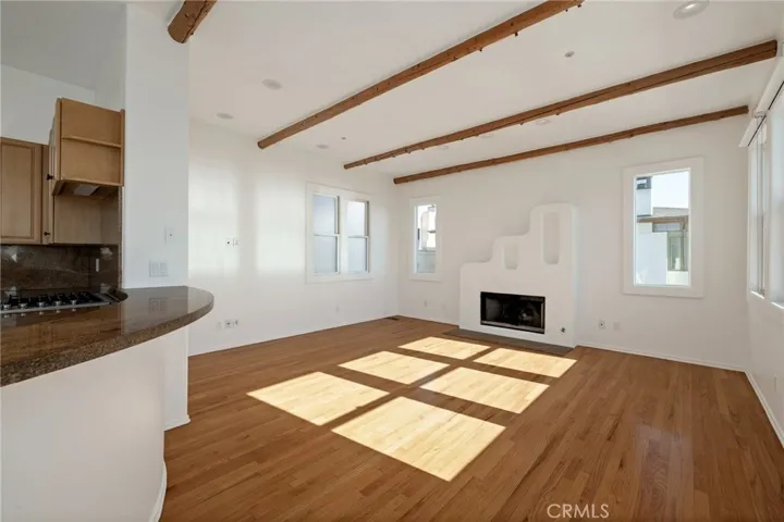 217 24th Street, Manhattan Beach, California 90266