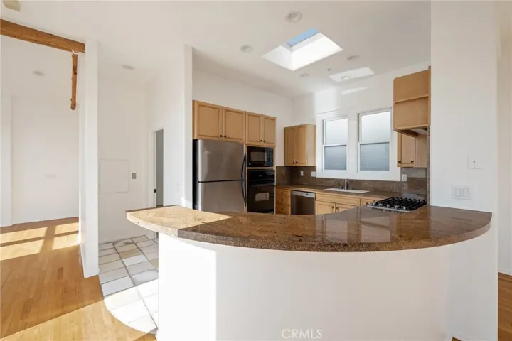 217 24th Street, Manhattan Beach, California 90266