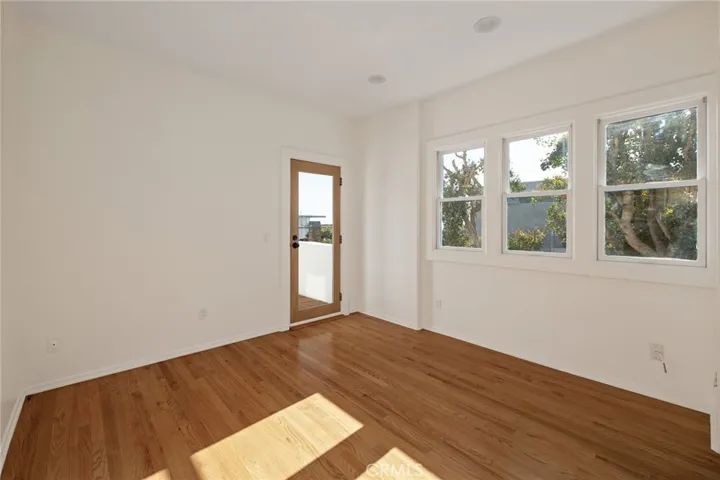 217 24th Street, Manhattan Beach, California 90266