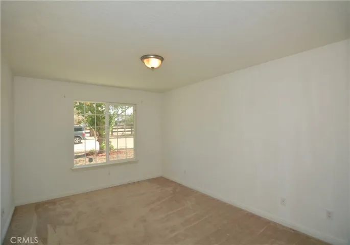 11550 Greaswood Lane, Phelan, California 92371