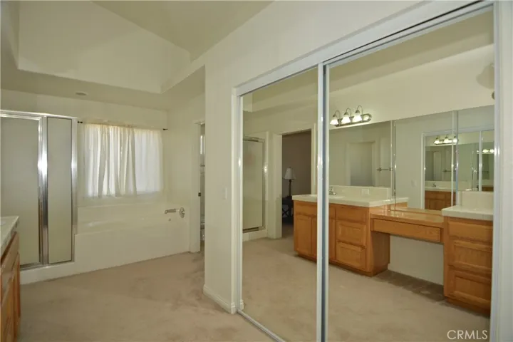 11550 Greaswood Lane, Phelan, California 92371