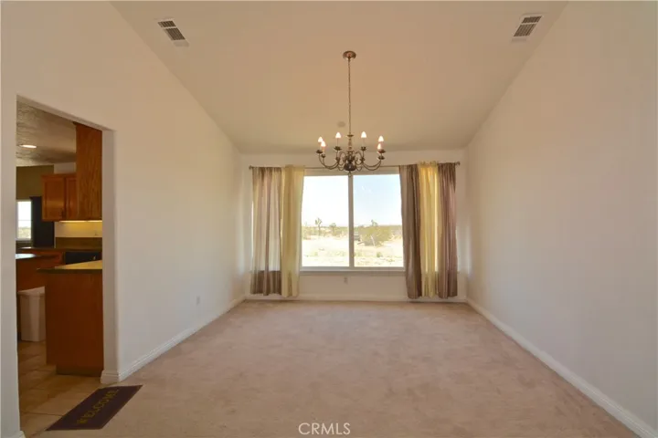 11550 Greaswood Lane, Phelan, California 92371