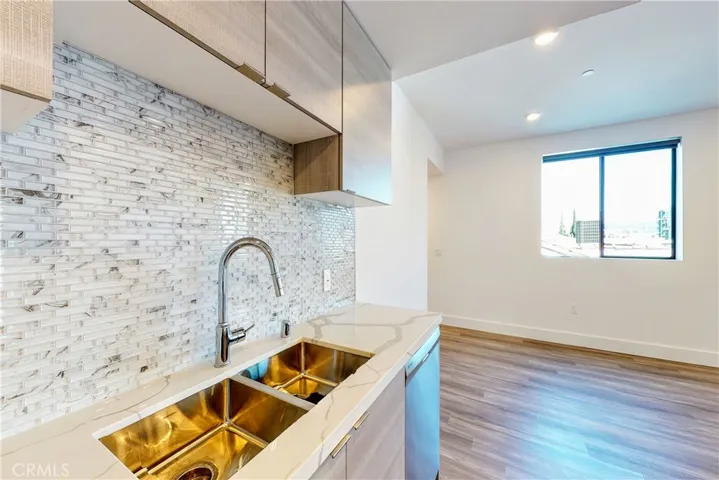 1482 S Sherbourne Drive 301, Los Angeles, California 90035