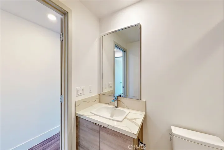 1482 S Sherbourne Drive 301, Los Angeles, California 90035