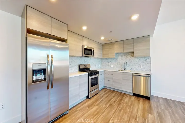 1482 S Sherbourne Drive 301, Los Angeles, California 90035