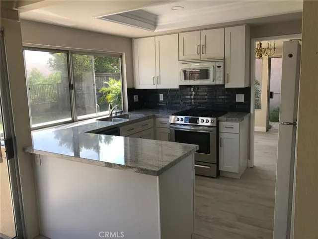 4568 Feather River Road, Corona, California 92878