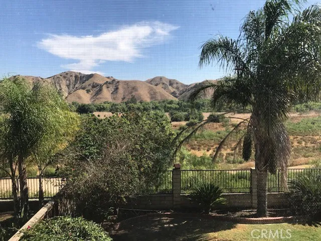 4568 Feather River Road, Corona, California 92878