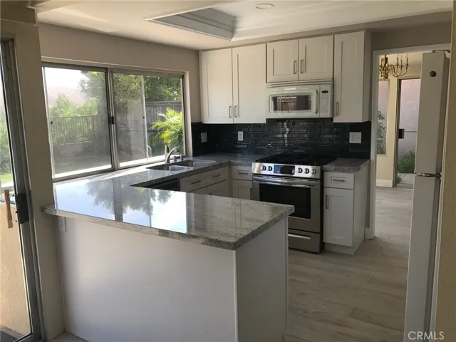 4568 Feather River Road, Corona, California 92878
