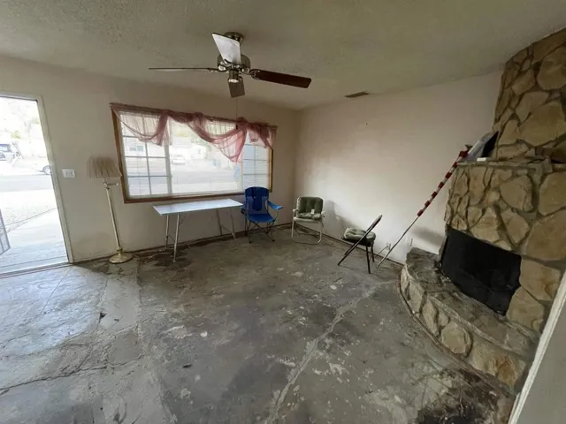 9756 Domer Road, Santee, California 92071