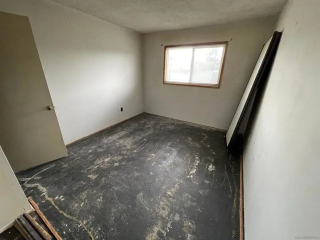 9756 Domer Road, Santee, California 92071