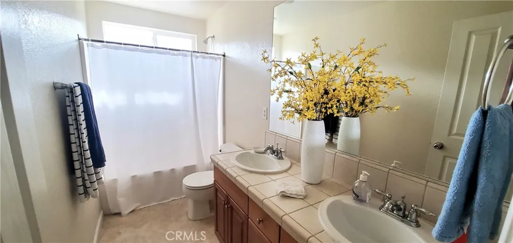 302 Kyle Court, Orland, California 95963