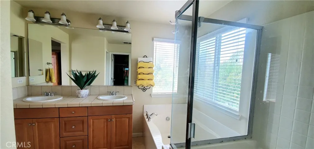 302 Kyle Court, Orland, California 95963