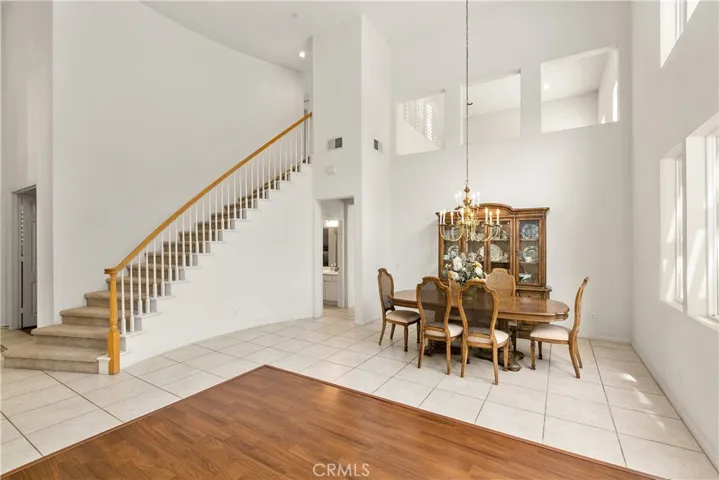 Soaring Ceilings