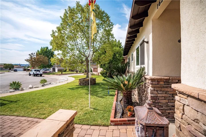 1621 Bentley Place, Glendora, California 91740