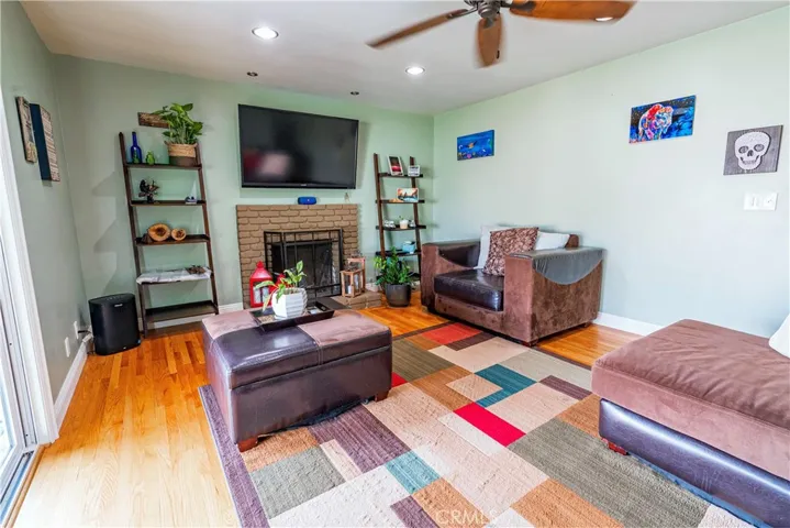 1621 Bentley Place, Glendora, California 91740