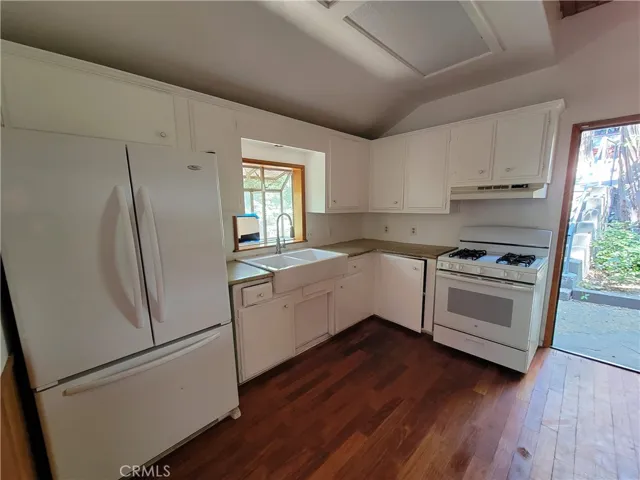 846 Big Oak Road, Crestline, California 92325
