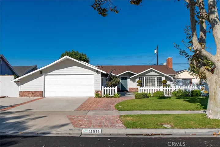 11911 Davenport Road, Rossmoor, California 90720