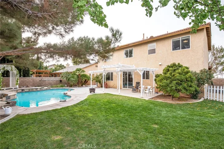 1546 Regents Street, Lancaster, California 93534