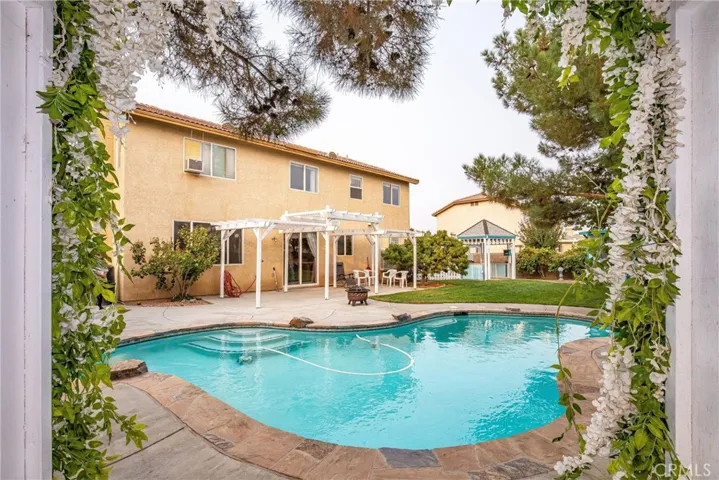 1546 Regents Street, Lancaster, California 93534