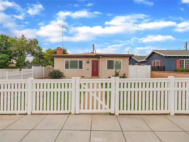 295 S 2nd Avenue, Upland, California 91786