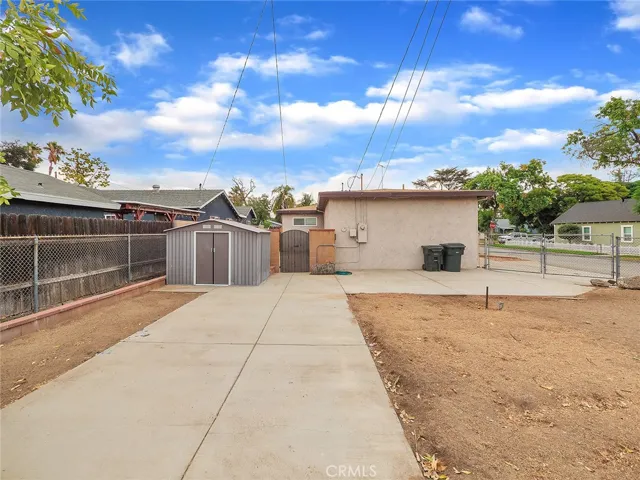 295 S 2nd Avenue, Upland, California 91786