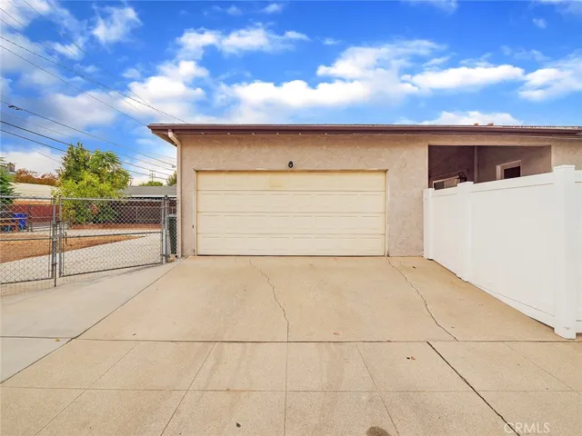 295 S 2nd Avenue, Upland, California 91786