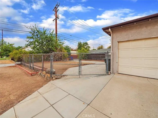 295 S 2nd Avenue, Upland, California 91786