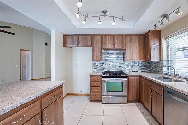 44194 Gallipoli Place, Hemet, California 92544