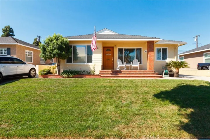 4743 Mcnab Avenue, Lakewood, California 90713