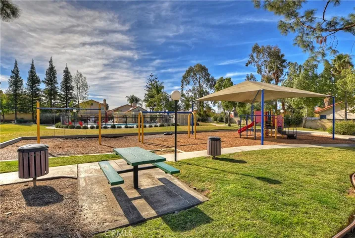 10429 Rhyolite Street, Mentone, California 92359
