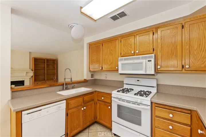 10429 Rhyolite Street, Mentone, California 92359