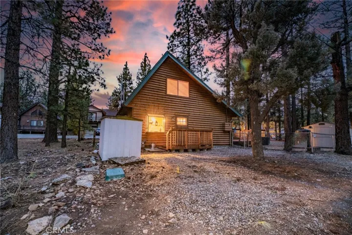 2082 1st Lane, Big Bear, California 92314