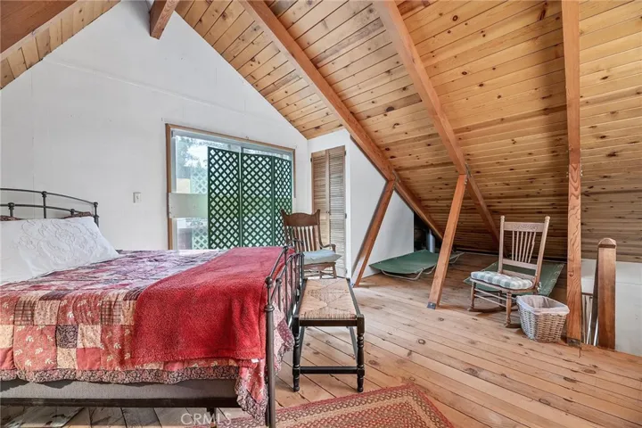 2082 1st Lane, Big Bear, California 92314