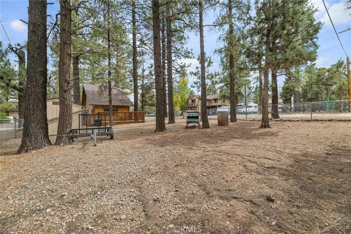 2082 1st Lane, Big Bear, California 92314