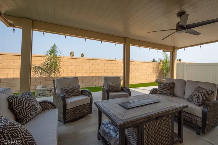 960 Battersea Road, Hemet, California 92543