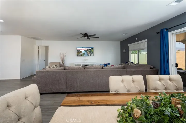 960 Battersea Road, Hemet, California 92543