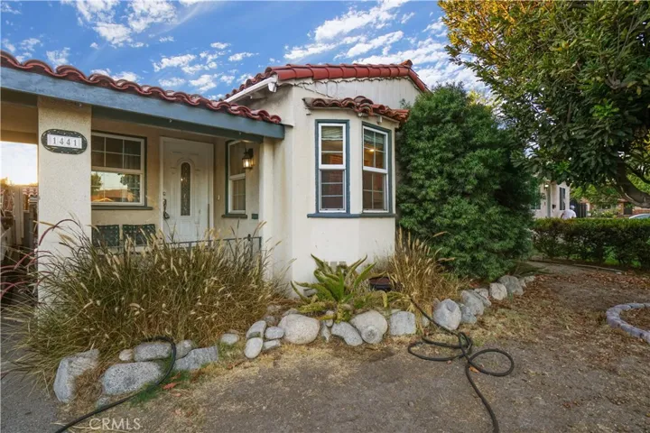 1441 N Keystone Street, Burbank, California 91506