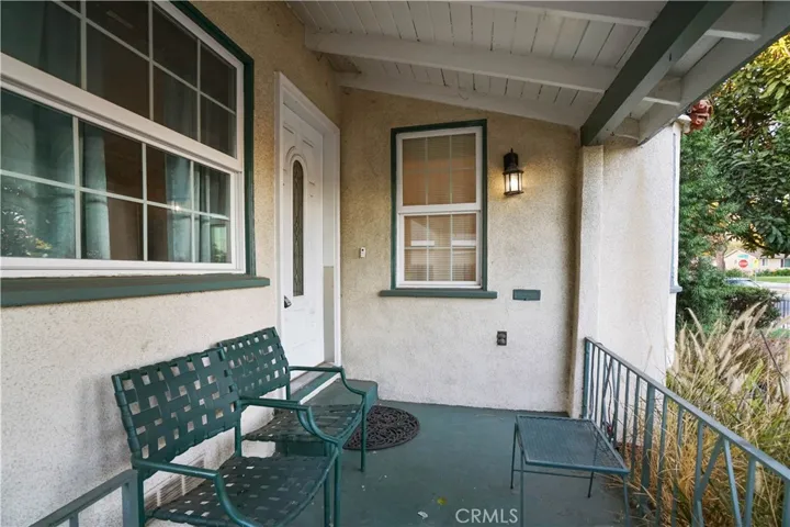 1441 N Keystone Street, Burbank, California 91506