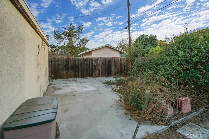 1441 N Keystone Street, Burbank, California 91506
