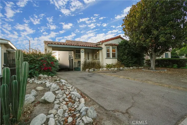 1441 N Keystone Street, Burbank, California 91506