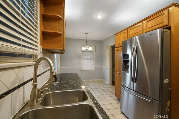 1441 N Keystone Street, Burbank, California 91506